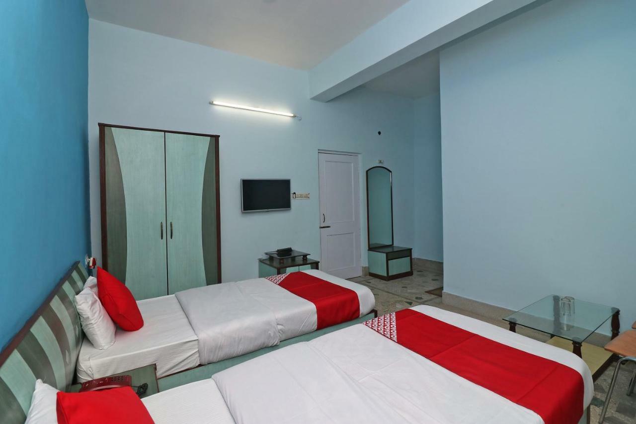 Oyo 37989 Hotel Debarshi Bānkura Εξωτερικό φωτογραφία
