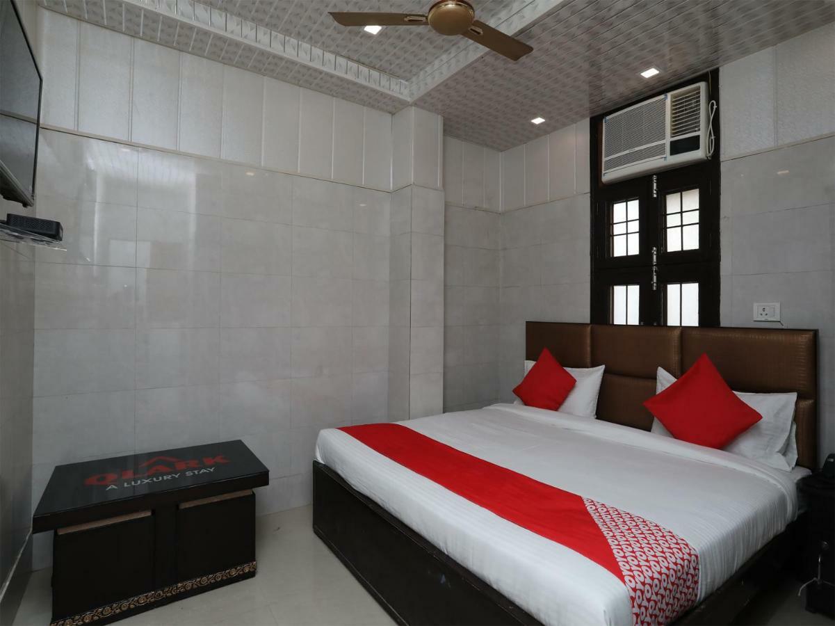Oyo 37989 Hotel Debarshi Bānkura Εξωτερικό φωτογραφία